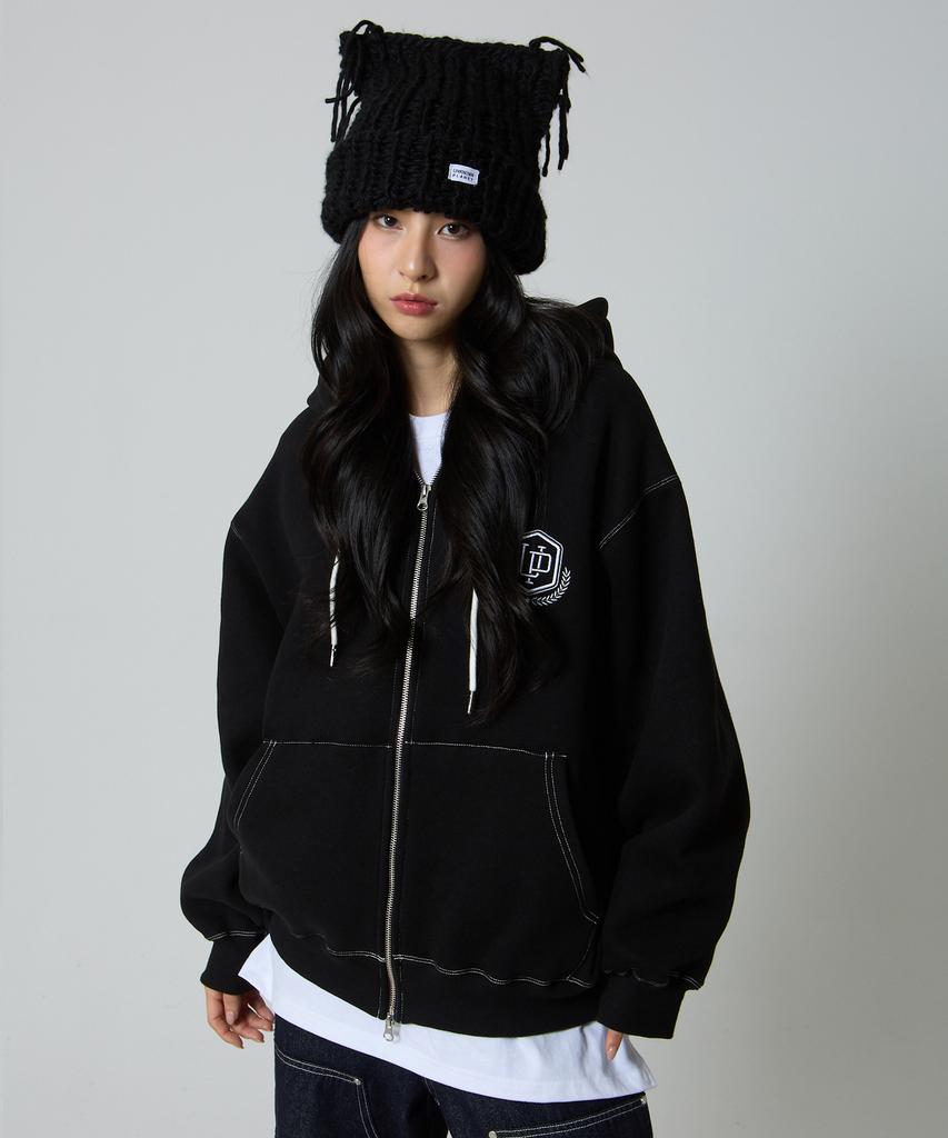 UNKNOWN PLANET Cat Knit Beanie Black