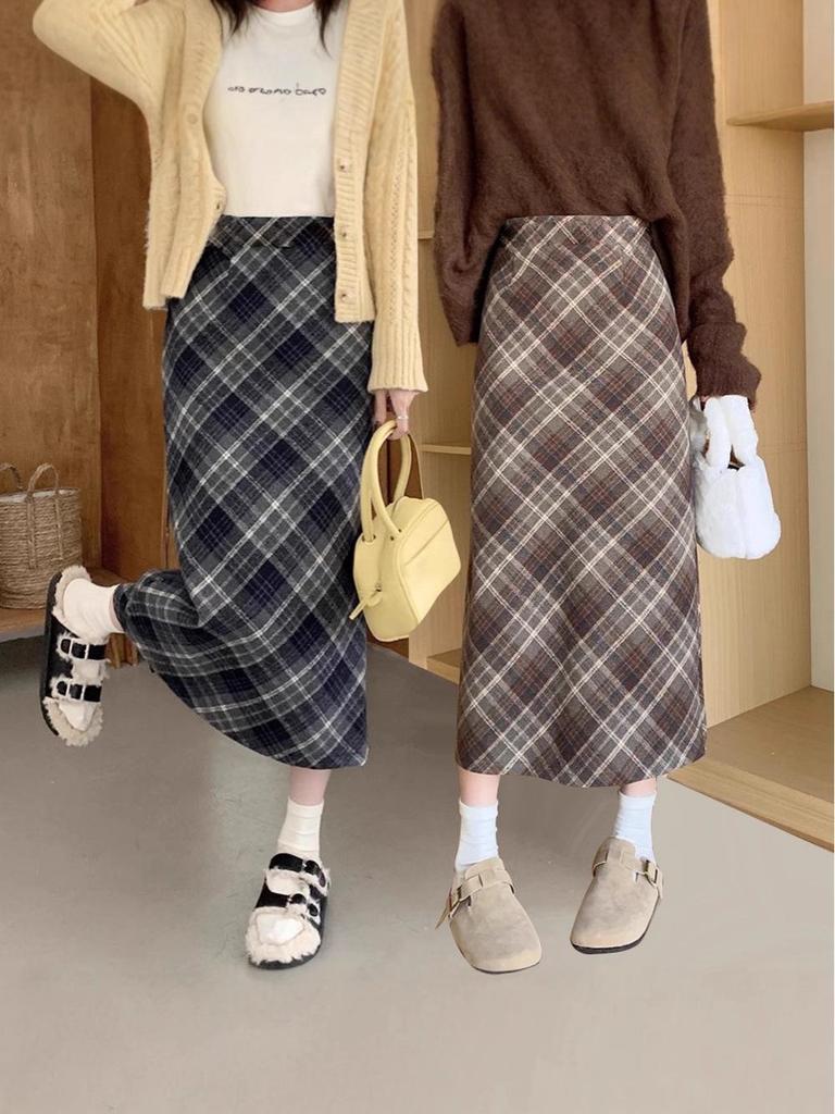 Dragon Phoenix Elastic Waist Plaid Skirt - Mid-Length, High Waist, Slim Fit, Versatile Women's Skirt for Autumn and Winter