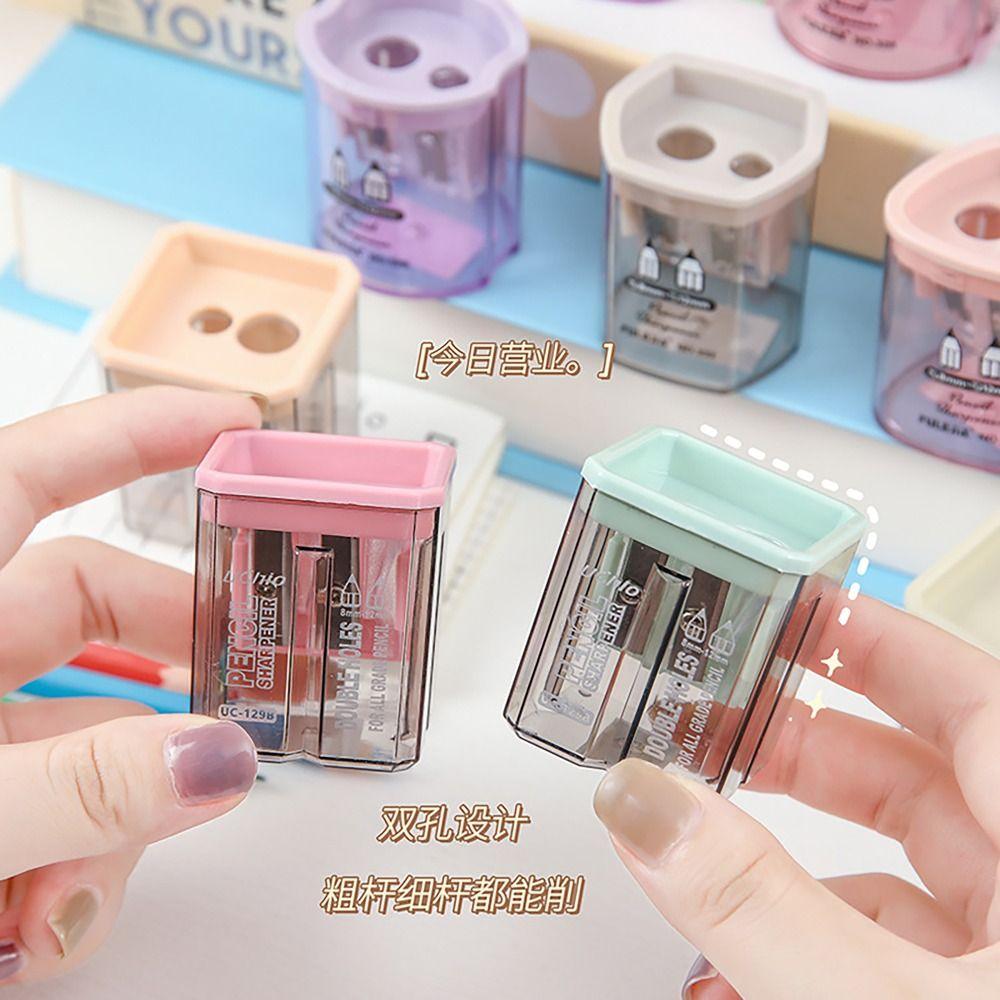 Zufällige Farbe Bleistiftspäne Doppelloch Schreibwaren Mini Bleistiftspitzer Schüler