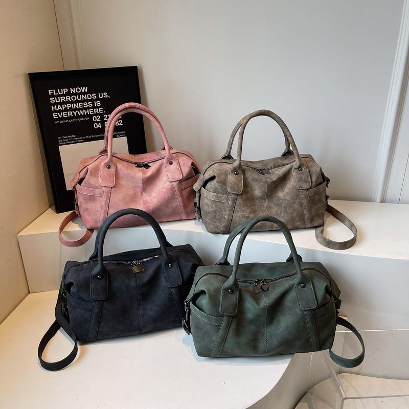 European and American retro large-capacity tote bag women's 2026 early spring style versatile matte shoulder messenger bag