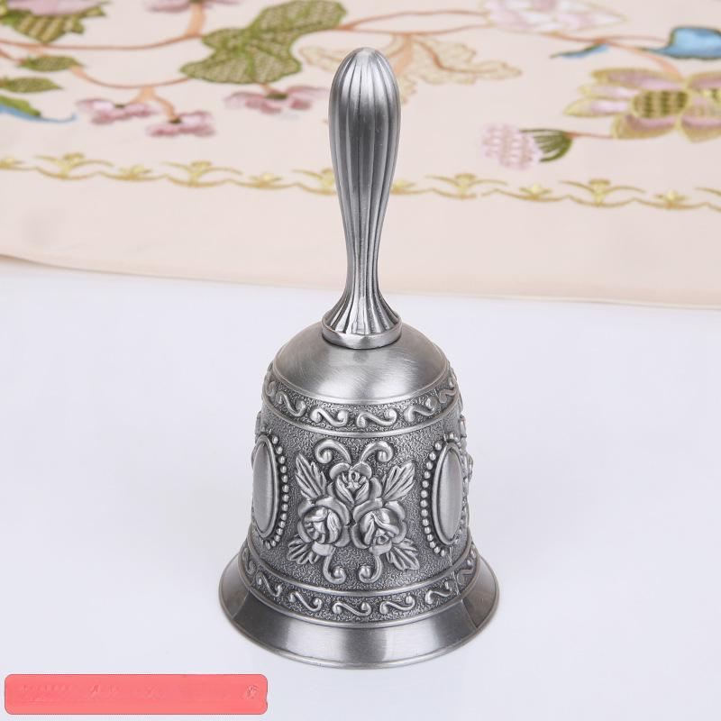 1PC Retro Metalen Tone European Style Hand Bell Craft Decoratie Alarm Bell Handicraft Christmas Bell Wind Bell