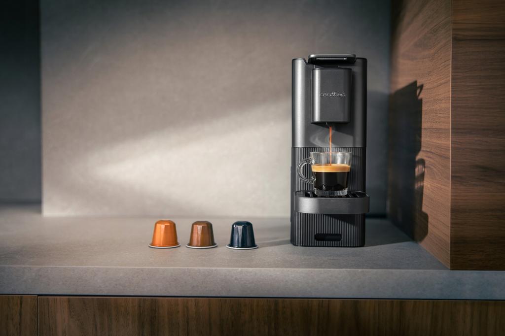 Capsule Coffee Machine Cecotec Power Caps 20 1400W 20 Bar Black 1 Pc