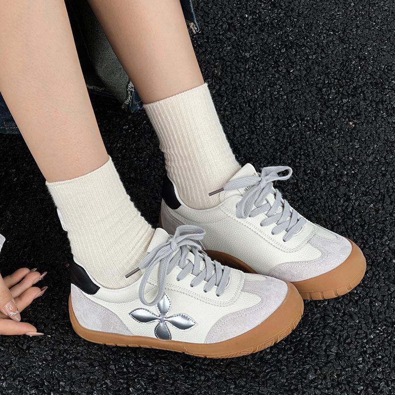 Leather little white shoes women's spring soft-soled lightweight casual sports shoes flat-soled versatile board shoes