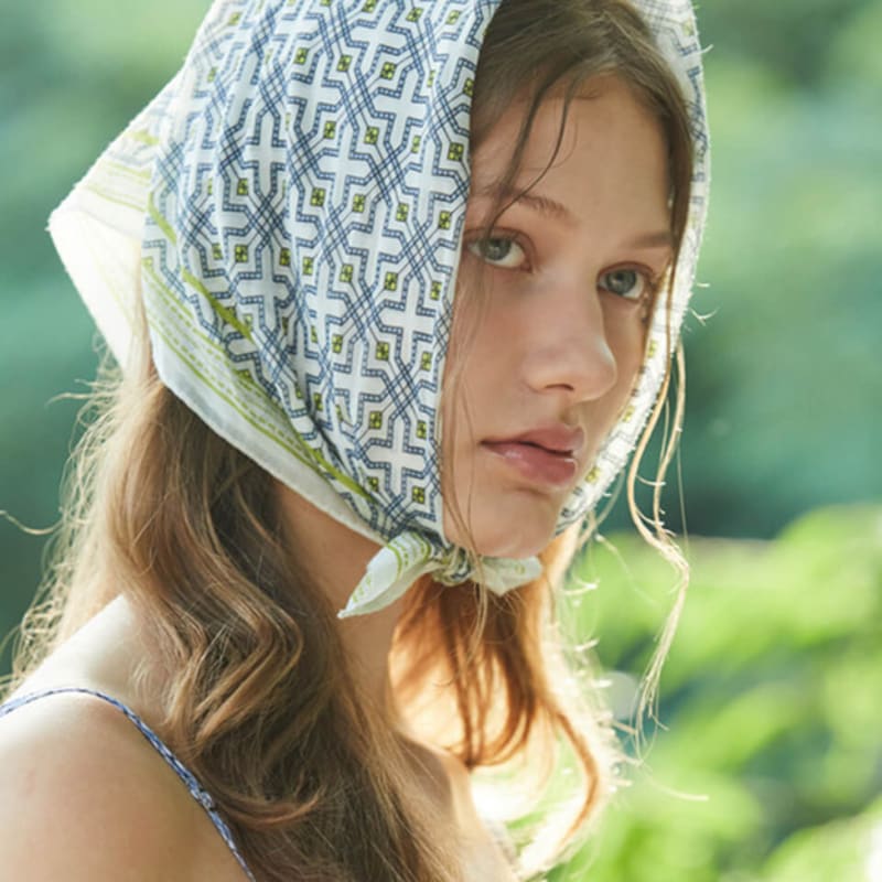 ANA MAISON To Provence. Handkerchief [PMP-1397col2]