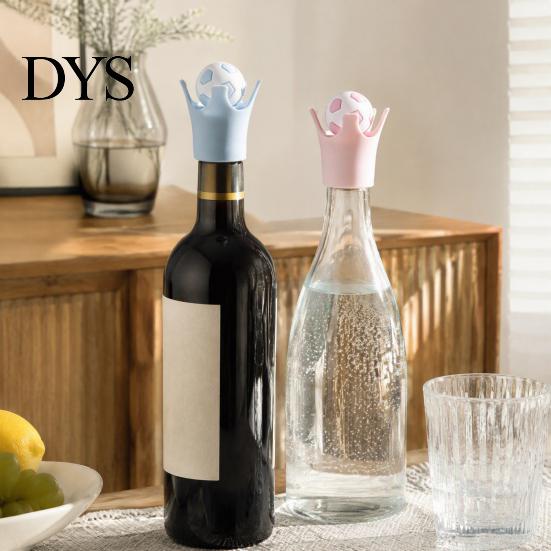 Kitchen Gadgets for Wine Football-shaped Stoppers, Silicone Champagne Sparkling Bottle Savers, Leak-proof Sealer Stoppers Beer Soda, Reusable