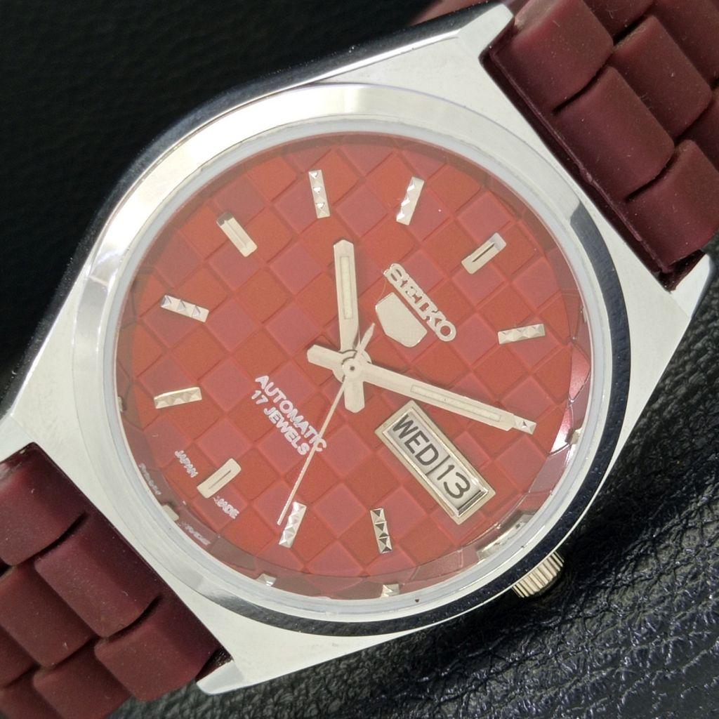 

AUTOMATIC SEIKO 5 JAPAN MENS 6309A REFURBISHED RED COLOR DIAL WATCH a440284-4 Sk-a440284