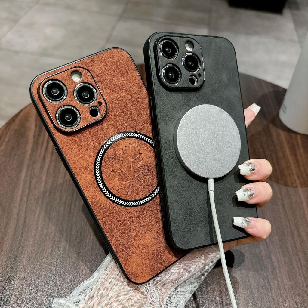 Suitable for IPhone16, Maple Leaf Phone Case, Apple 15PROMAX, Skin-feel Magnetic Attraction 14, Anti-drop