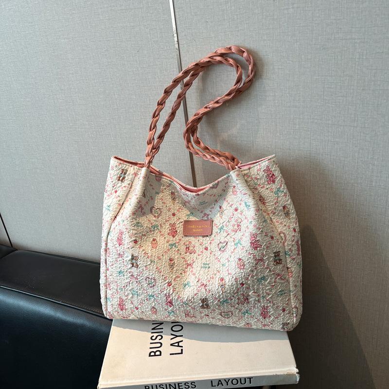 

2025 niche women s shoulder tote bag, personalized simplicity, fashion trend, casual summer new large-capacity bag single package розовый