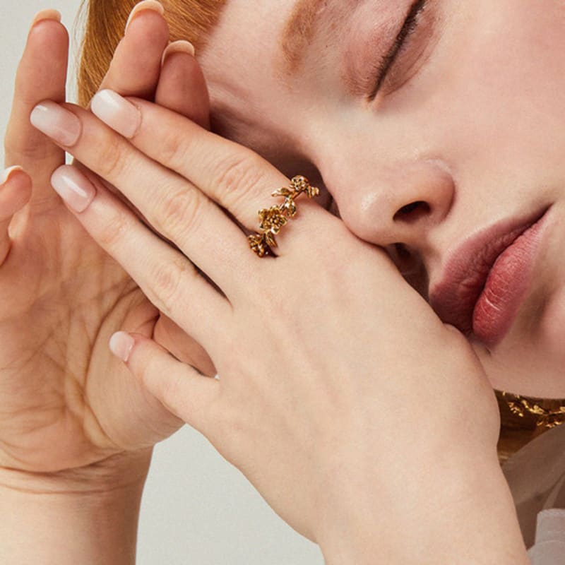 

FEVERISH Wild Rose Wreath Ring Gold Gold_FREE