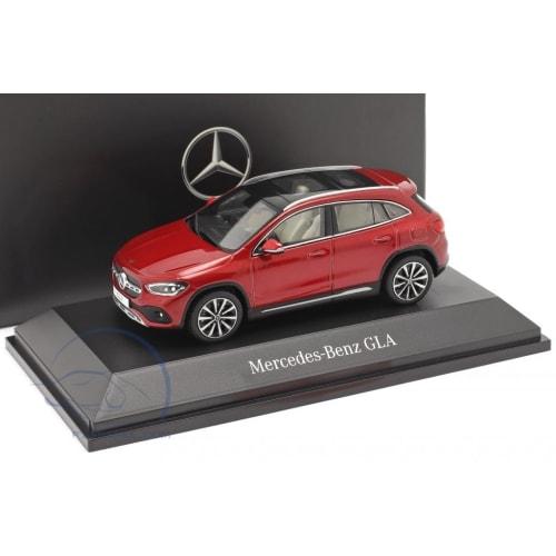 Spark Mercedes-Benz GLA 1/43 scale diecast model car, BENZ (H247) 2020 (Patagonia Red)