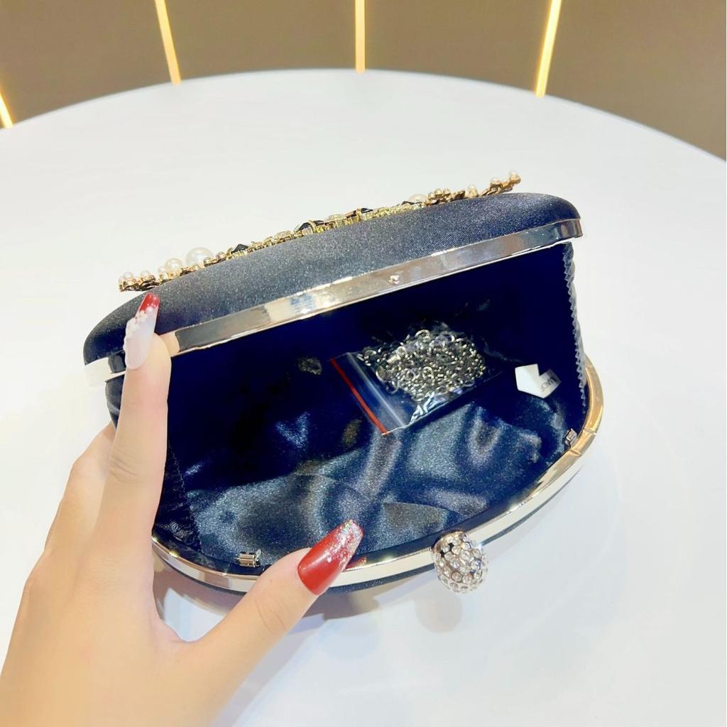 Women Diamond Pearl Evening Bags Luxury High Design Chain Shoulder Crossbody Bags Party Wedding Clutch Ladies Floral Handbags