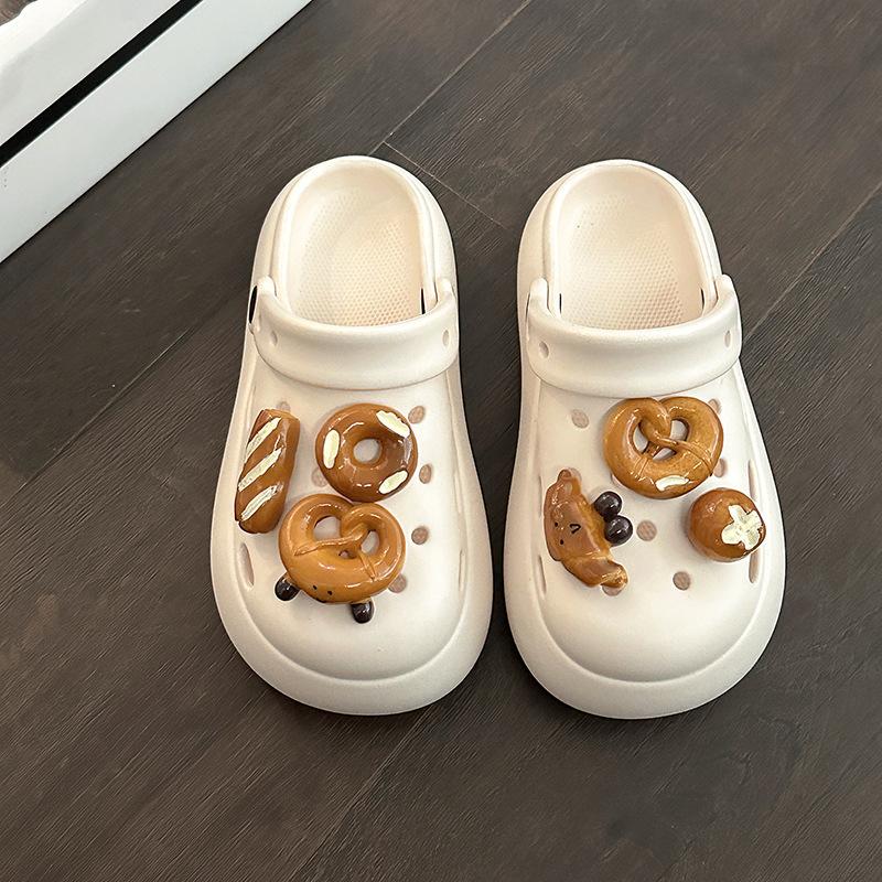 

Милая мультяшная девочка ключ около двух отверстий для ношения обуви лето новая модная одежда универсальные повседневные пляжные сандалии 40-41 белый