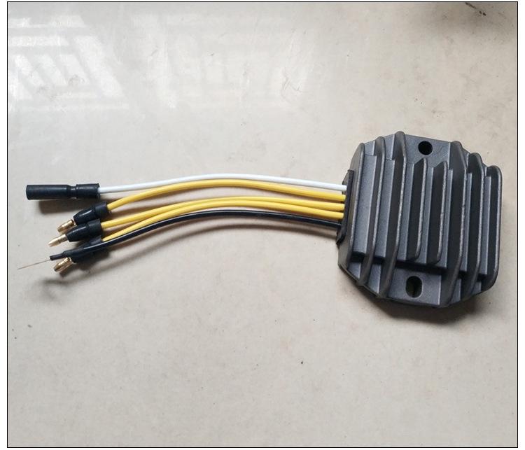 Suzuki DF9.9B/DF20 Voltage Rectifier Regulator 32800-89L00 DF15A