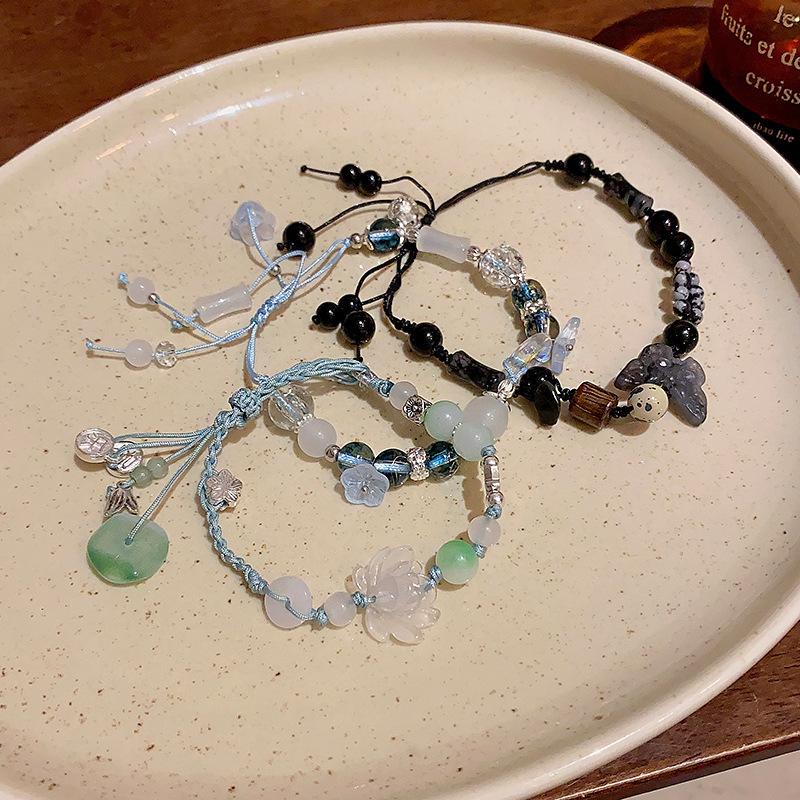 Vintage Beaded Butterfly Pendant Bracelets for Women New Trendy Crystal Handmade Beads Adjustable Bracelet Jewelry Accessories
