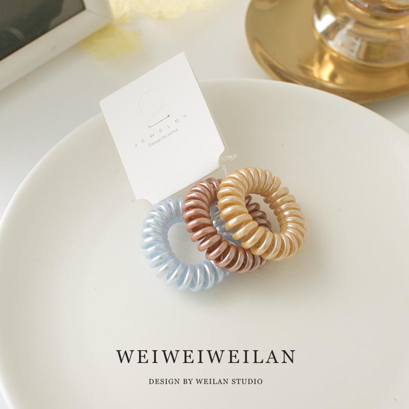 

Набор из 3 блестящих резинок для волос в корейском стиле, маленького размера, высокой эластичности, не оставляющих заломов, универсального темперамента.