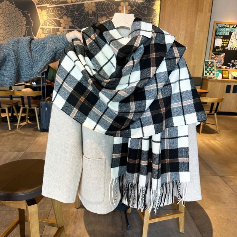 New version of high-value thick-line plaid scarf, winter outdoor cold-proof neck protection, warm, thickened soft contrasting scarf