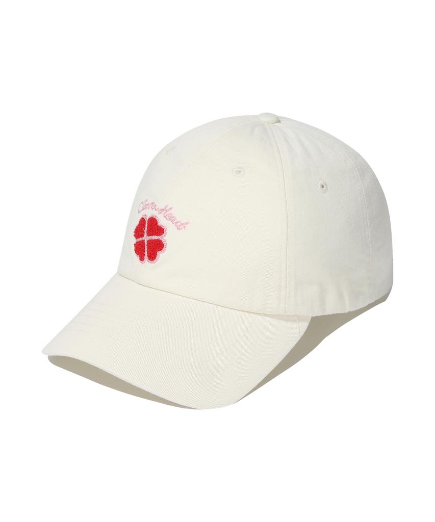 COVERNAT WOMAN Clover Heart Boucle Embroidery Ball Cap Ivory