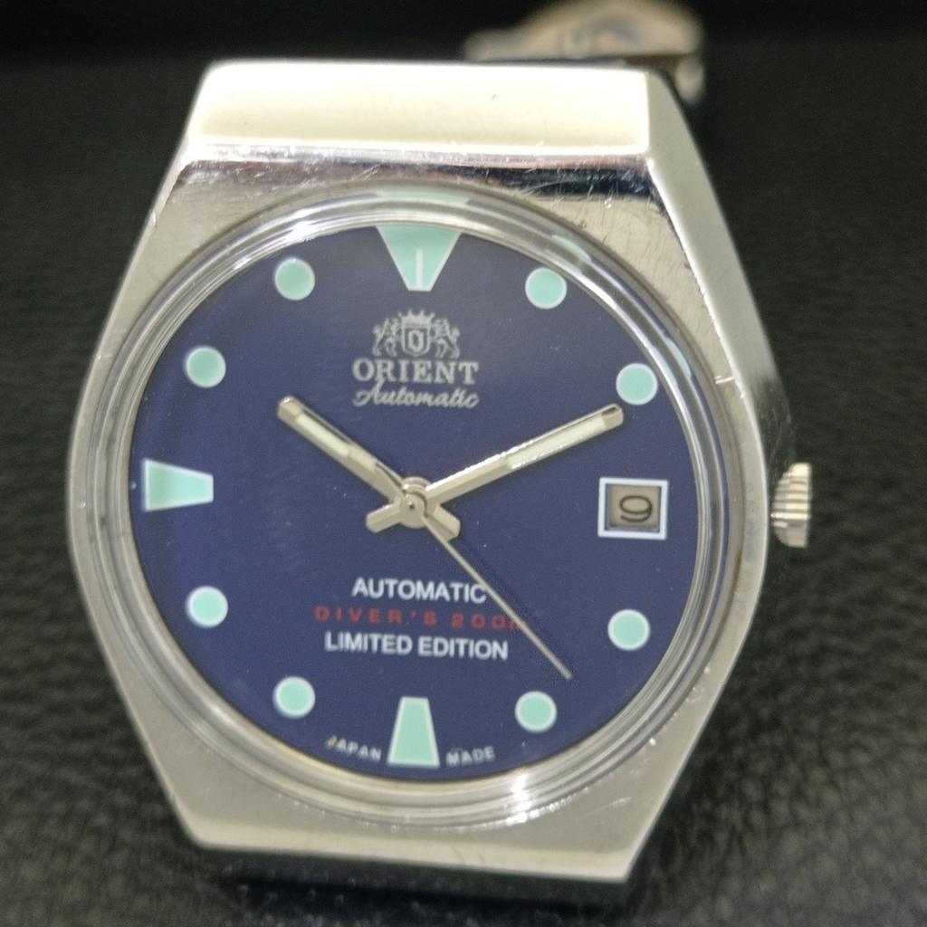 AUTOMATIC 46941 VINTAGE ORIENT JAPAN MENS BLUE COLOR DIAL WATCH a701842-5 R207-a701842