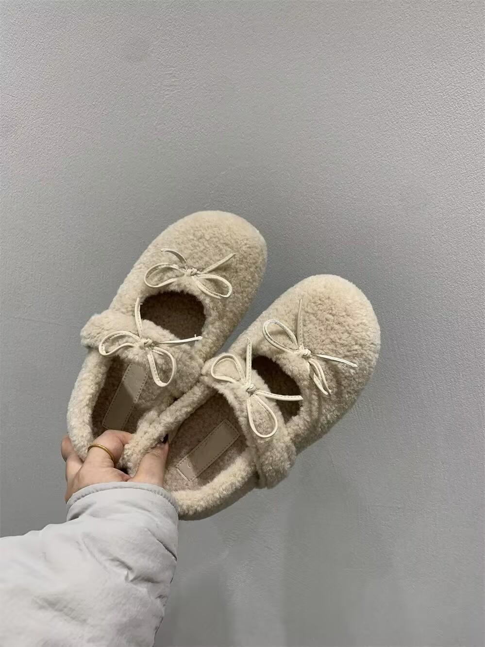 

Bow thick-soled fluffy shoes for women s outer wear 2025 autumn and winter new inner height-increasing women s shoes shallow mouth Mary Jane shoes 35