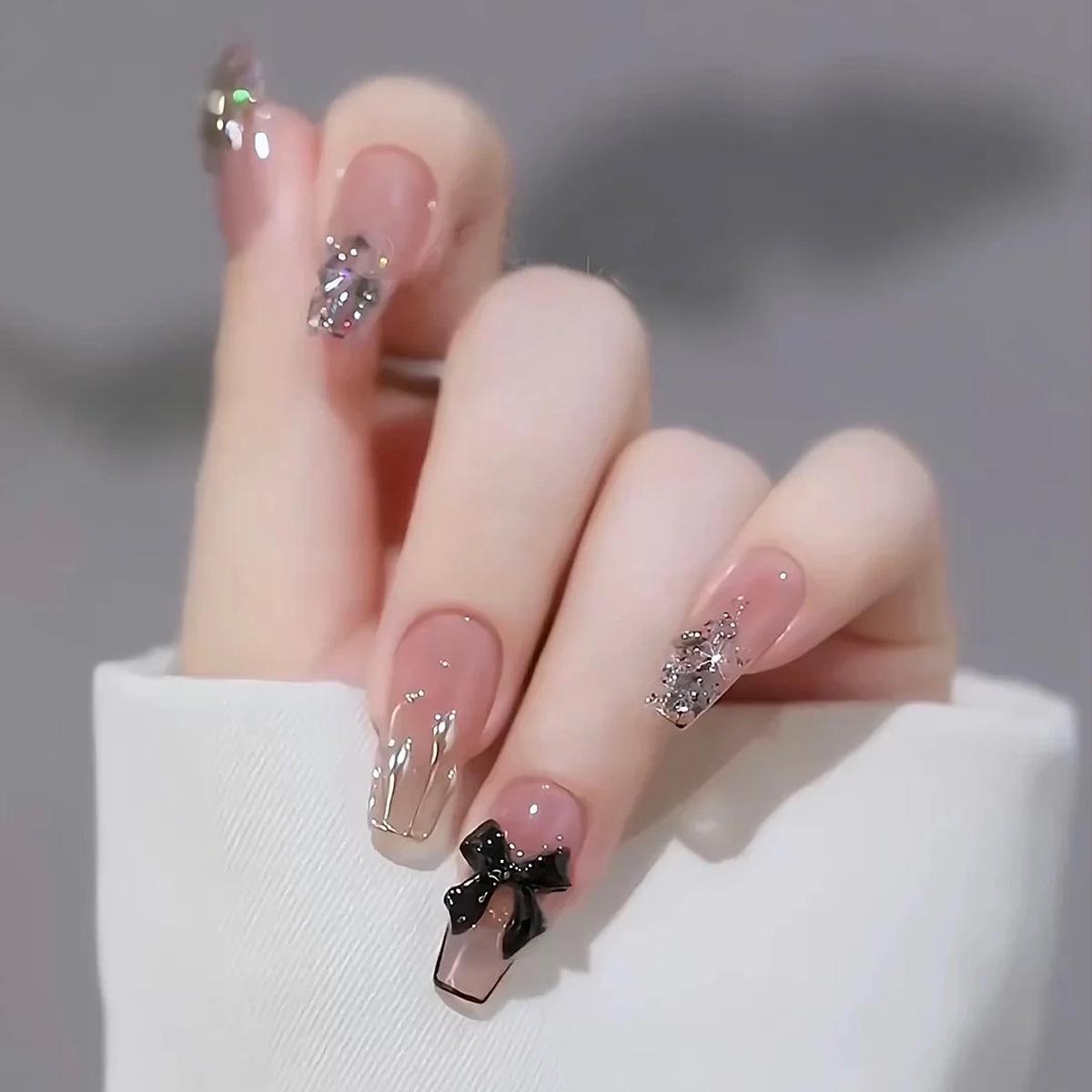 

Removable Bow Glitter Diamond Style False Nails Set