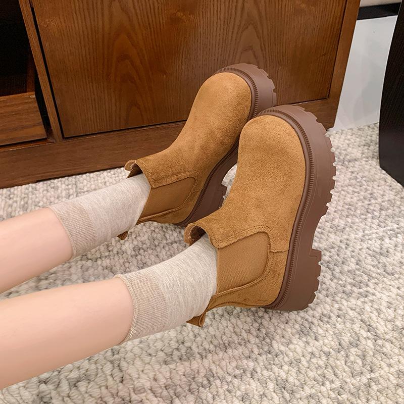 Leather thick-soled frosted Chelsea boots women's winter new retro velvet warm short boots Martin boots children