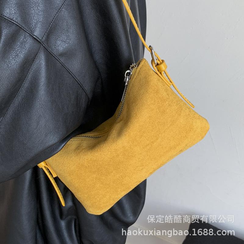 Leopard print underarm bag women's 2025 new autumn and winter French niche high-end messenger bag Spice girl shoulder small square bag