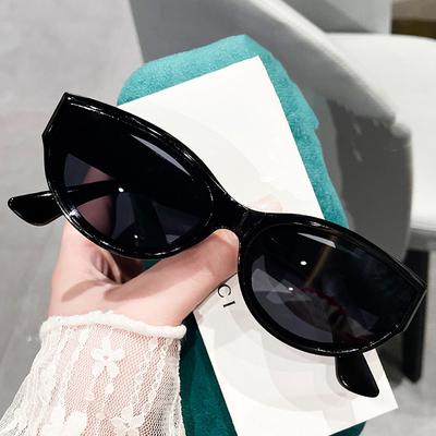 Personality Female Cat Eye Sunglasses Woman Vintage Black Gradient Sun Glasses