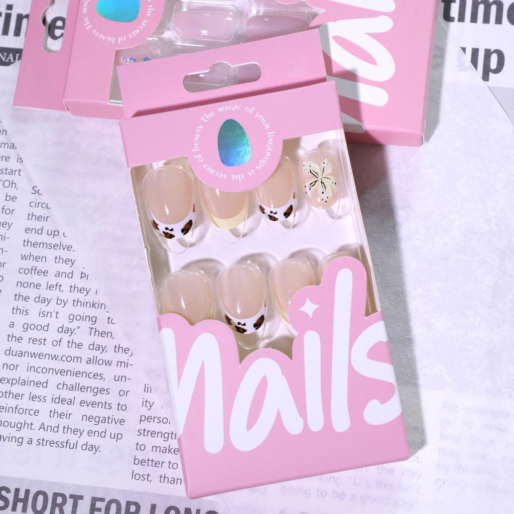 South East Asia Hot Sale Wear Nail 3D Flower Nail Art False Nail Short Short Round Wear Nail Pad