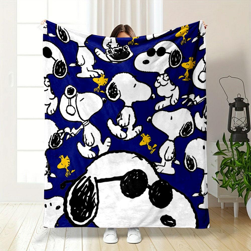 Cartoon Snoopy and Woodstock Characters On a Blue Background. for All Seasons Blanket Lunch Break Throw Gift