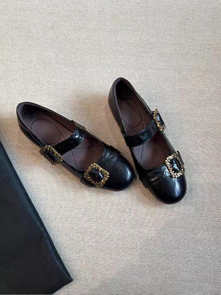 

Женские туфли Мэри Джейн Весна Новые Удобные Мягкие Скругленный Носок Модные Квадратная Пряжка Мелкие Туфли Модные Универсальные Повседневные Туфли 34 чёрный