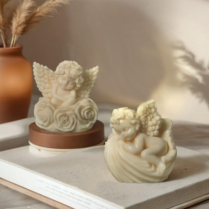 Angel Aromatherapy Candle - Smokeless Soy Wax with Little Angel Ornaments for Birthday or Full Moon Souvenir Atmosphere