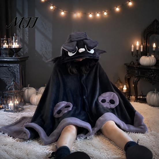 Soft Plush Cape Bat Blanket Hoodie for Adults, Cute Shark Fox Hooded Cape, Warm Wearable Cozy Halloween Cosplay Home Loungewear Themed