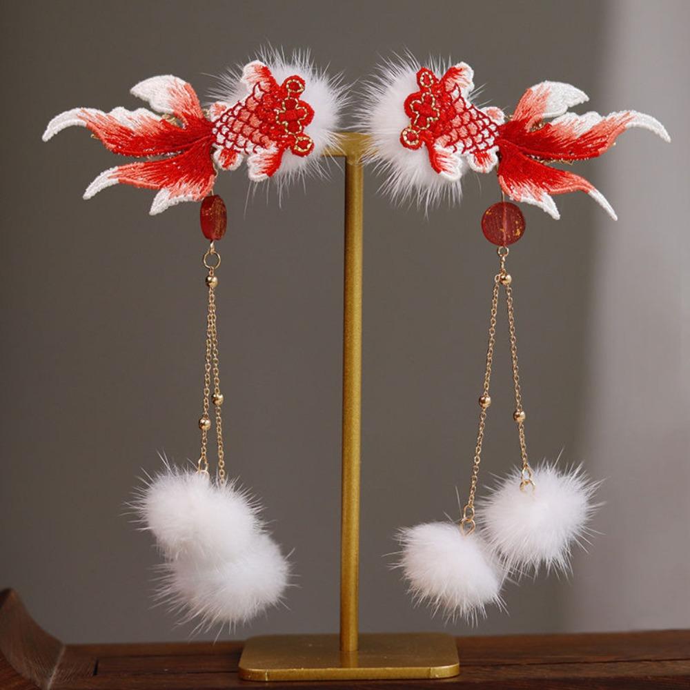 Red Hanfu Hair Clip Fuzzy Ball Chinese New Year Side Clip Exquisite Girl Headdress  Women