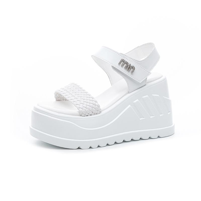 Wear One-character Woven Sandals In the Summer of 2025, the New Women's Velcro Platform Open-toed Sandals Trend