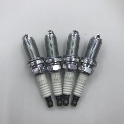 Vysoce kvalitní 22401-8H516 LFR6A-11 4ks zapalovací svíčka Iridium Power pro Yamaha F115 F225 F250 F300 Nissan Almera Primera