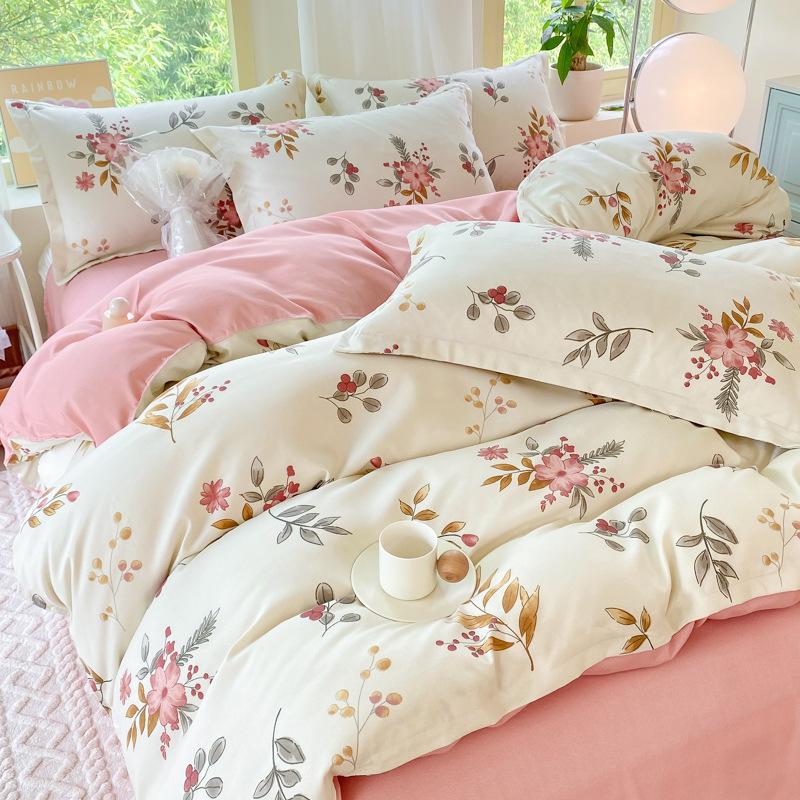Bedding Four-piece Set Printed Bed Sheet Quilt Cover Pillowcase Set