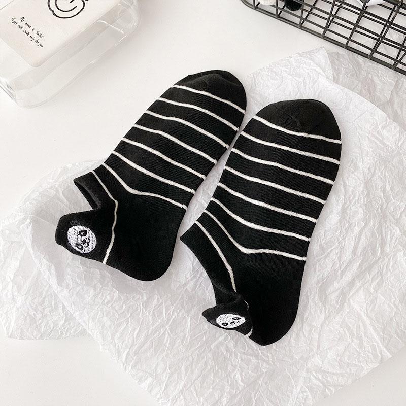 Harajuku Skarpetki Funny Ankle Socks Embroidery Animal Pug Cute Socks Women Divertidos Creative Sokken Kawaii Chaussette Femme