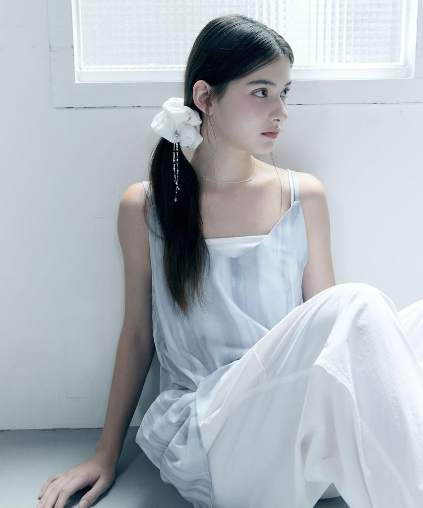 Oart Beads Scrunchie [White]