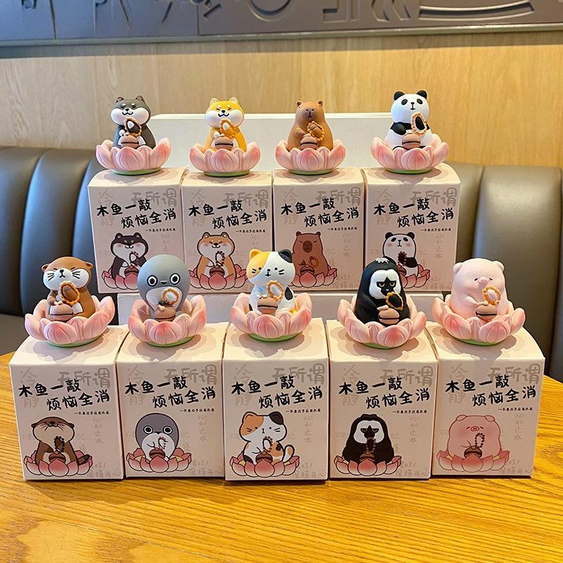 Cartoon Exquisite Resin Handicraft Desktop Small Ornament, Original Buddhist Good Luck Lotus Lotus Pig Cute Handmade Figurines