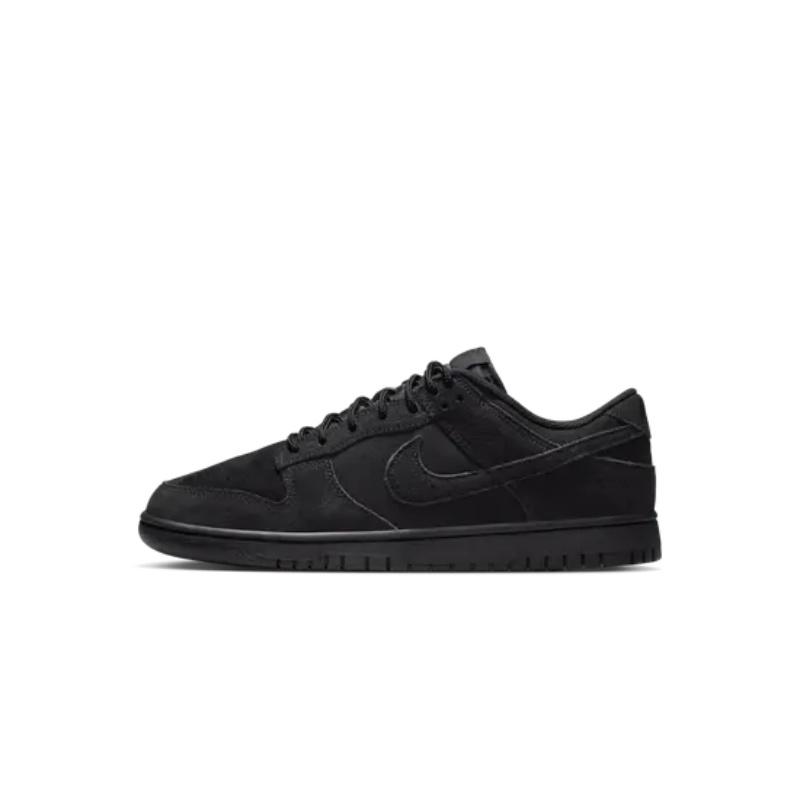 Nike Dunk Low SE `Triple Black`