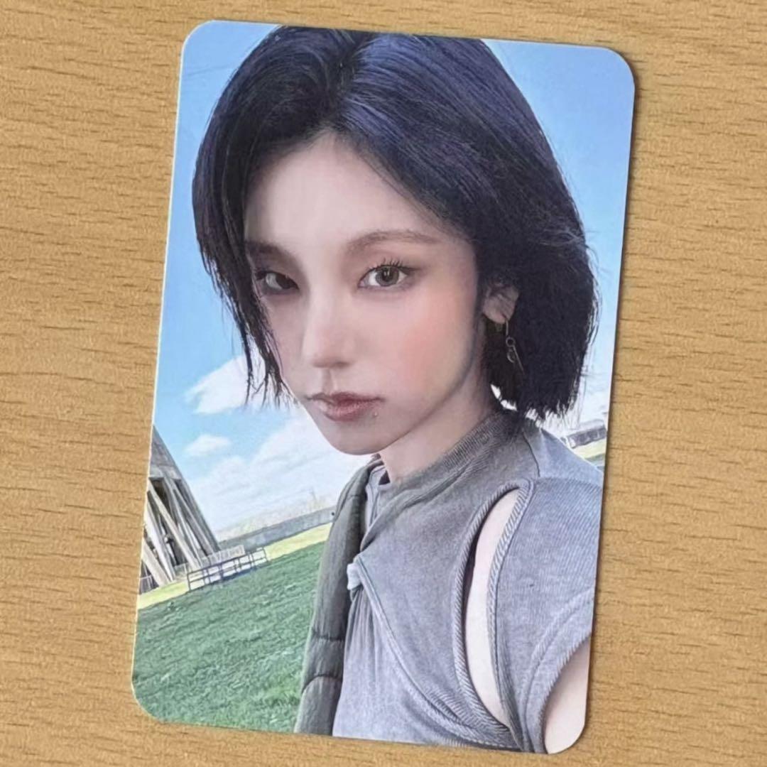 

[USED] ITZY Yeji GWBG MusicKorea Limited Edition Trading Card