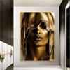 Goldene Make-up Frauen Leinwand Gemälde Poster und Druck nordischen Stil Wand Kunst Bilder skandinavische Cuadros für Wohnzimmer Dekor