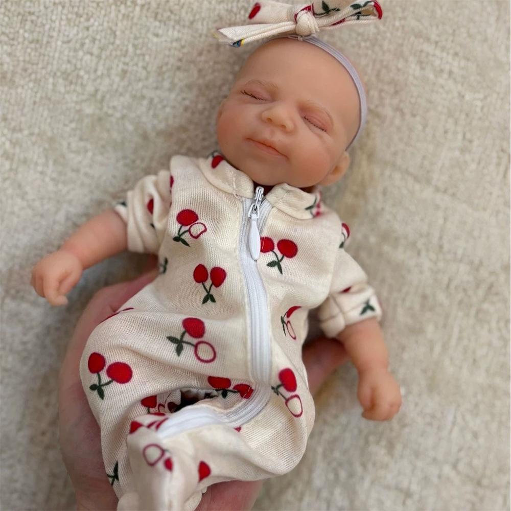 Reborn Baby Doll 8inch Full Solid Silicone Flexible Elastic Doll Toy Super Soft Cute Small Size Squish Silicone Lifelike Reborn Bebe Doll
