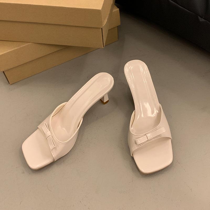 New summer wear stiletto high heel one-word slippers square head comfortable fashion patent leather sandals