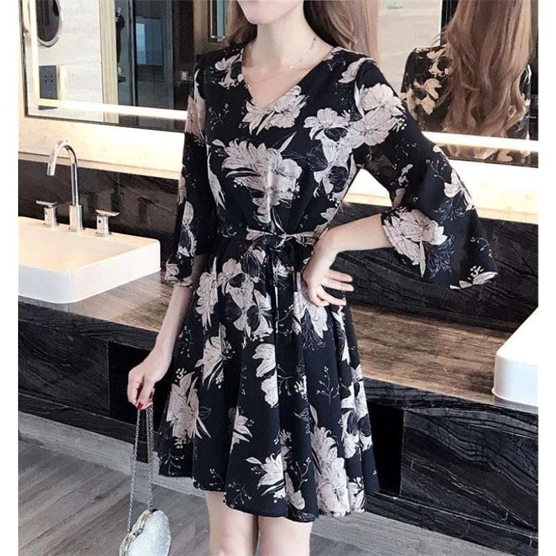 Summer Women's Sexy Pleated Beach Skirt Printed Casual Mid-length Dress