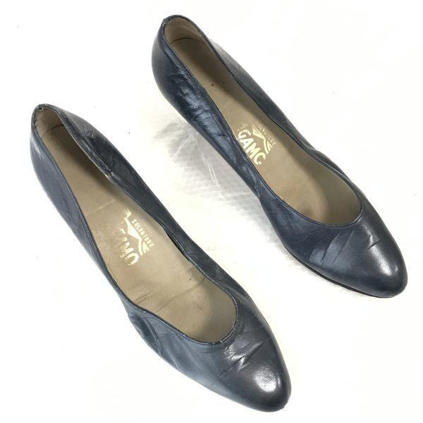 Made in Italy Salvatore Ferragamo Leather Pumps Women’s 6.5AA 23.0 Navy Slim Fit(USED)