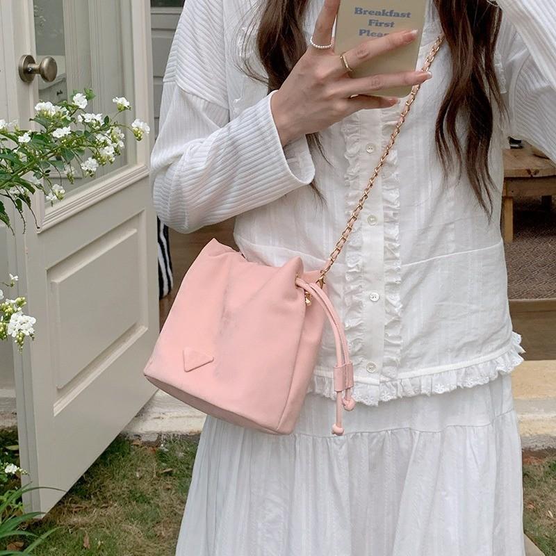 IELGY Cloud Puff Bag, Women's Pink Strap Chain Bag, Fashion Versatile Niche Shoulder Crossbody Bucket Bag
