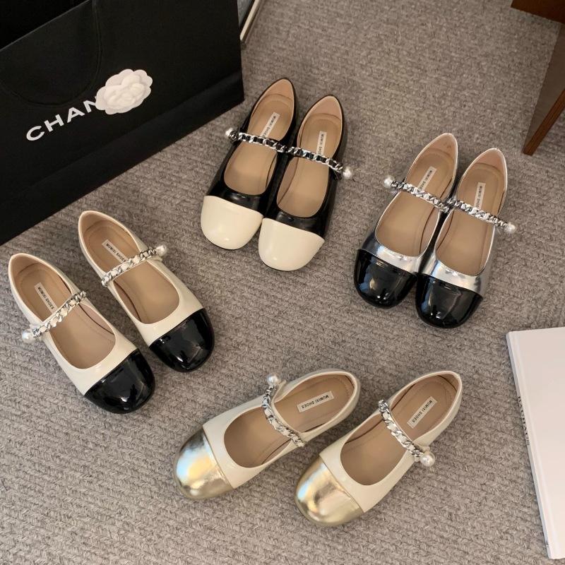 Francouzské retro kulaté špičky s plochou podrážkou malé voňavé jarní jednobotky dámské boty 2025 nové jarní večerní boty Mary Jane