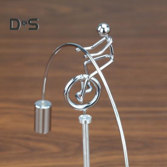 Einrad Mann Balance Dekoration Physik Balance Spielzeug Metall Balancing Rotating Little Man Home Office Desktop Ornament Geburtstagsgeschenk