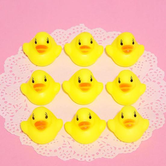5Pcs Bath Toy Squeaky Duck Baby Water Toy Compact Children Hearing